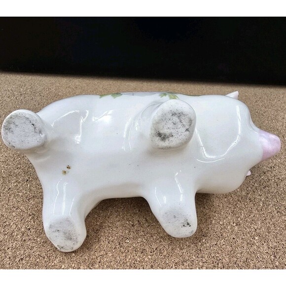 Vintage Piggie Bank Small Made In Japan Ear Chipped - Picture 6 of 7